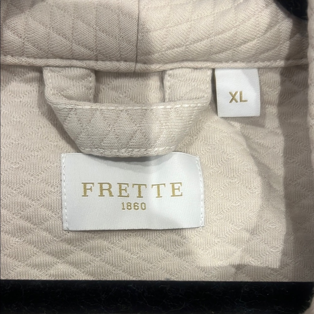 Frette Cream Textured Men's Robe - Picture 4 of 10